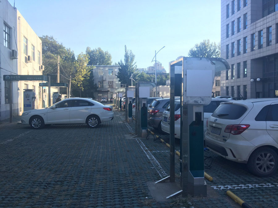 New energy vehicles (NEVs) at Beijing Institute of Technology’s campus. <br/>CREDIT: Yu Hao New energy vehicles (NEVs) at Beijing Institute of Technology’s campus. Credit: Yu Hao