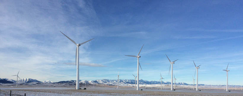 Wind turbines close to the Rocky Mountains in Southern Alberta. The plains of Alberta exhibit an excellent wind energy resource but turbines may experience wind-power ramps due to Chinook winds. <br/>CREDIT: Michael Sherry Wind turbines close to the Rocky Mountains