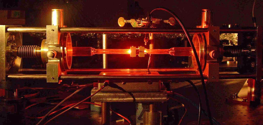 Radiofrequency discharge of the GINGERino ring laser. A helium-neon plasma is generated in the middle of one side of the ring through a pyrex capillary.