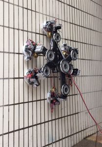 A wall-climbing robot uses the zero-pressure difference method to form suction. CREDIT: Xin Li and Kaige Shi